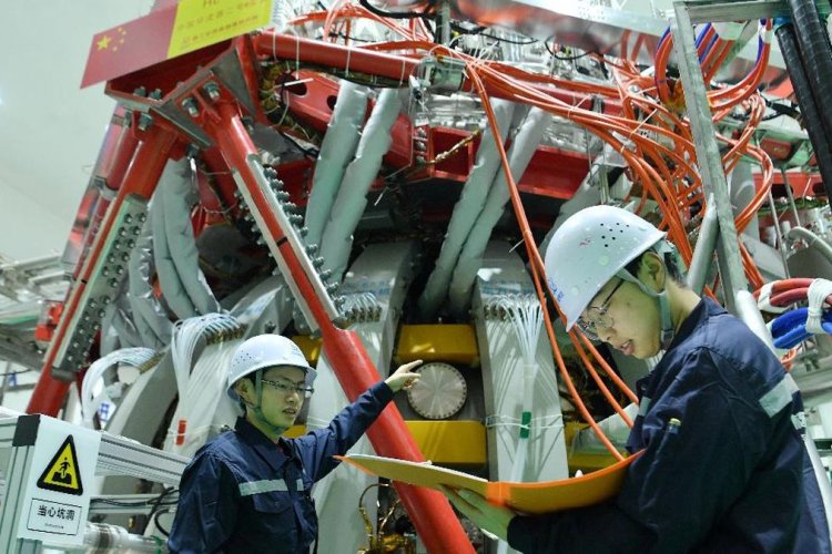 China Kejar Target Matahari Buatan Menyala Akhir 2027, Uji Listrik Fusi Digelar 2030